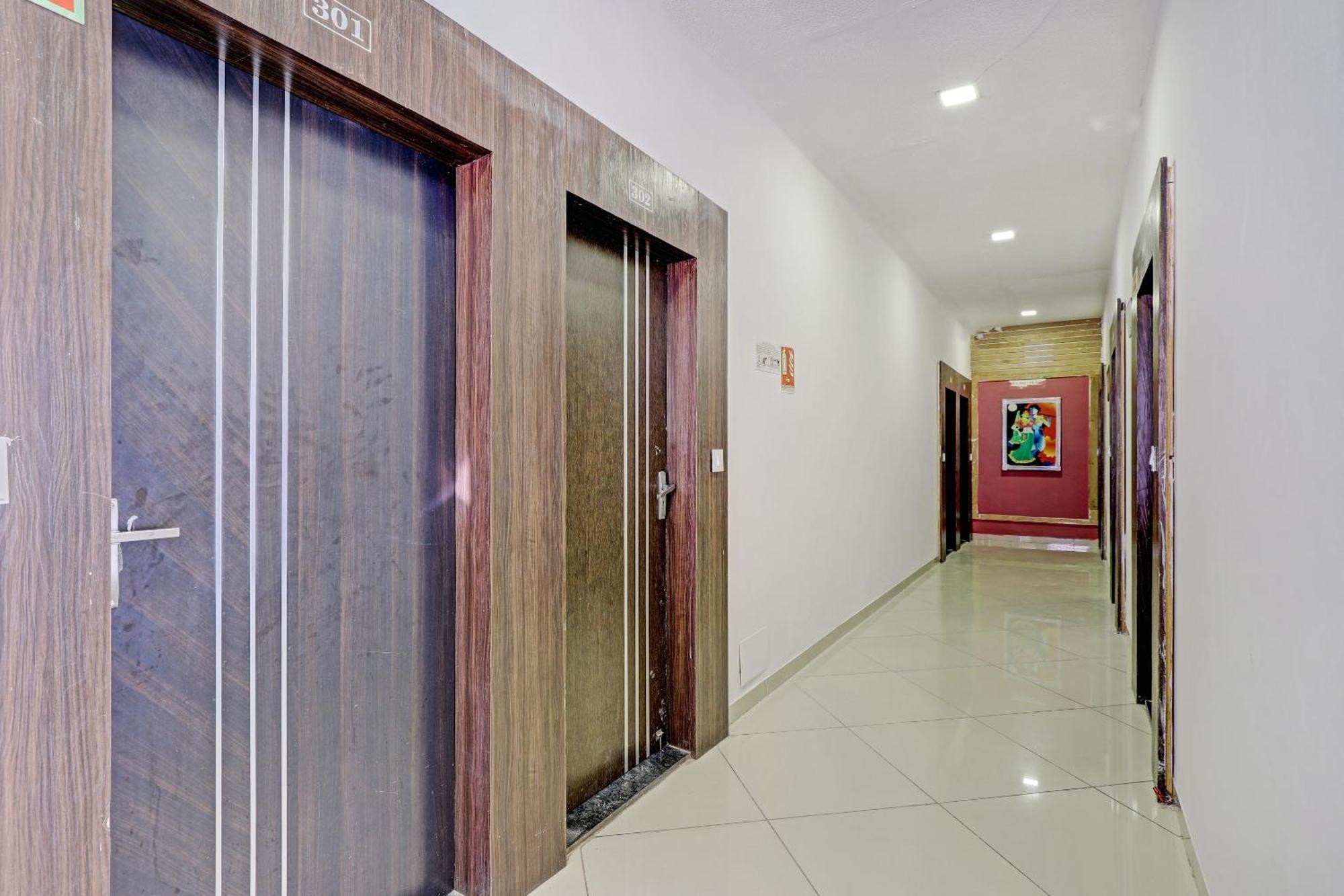 Oyo 11649 Hotel Mahima Gandhinagar Ngoại thất bức ảnh