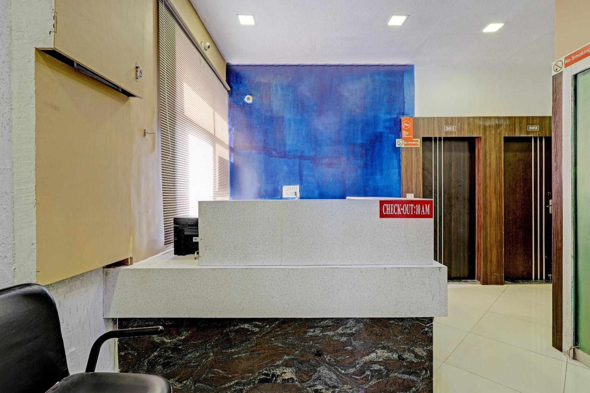 Oyo 11649 Hotel Mahima Gandhinagar Ngoại thất bức ảnh