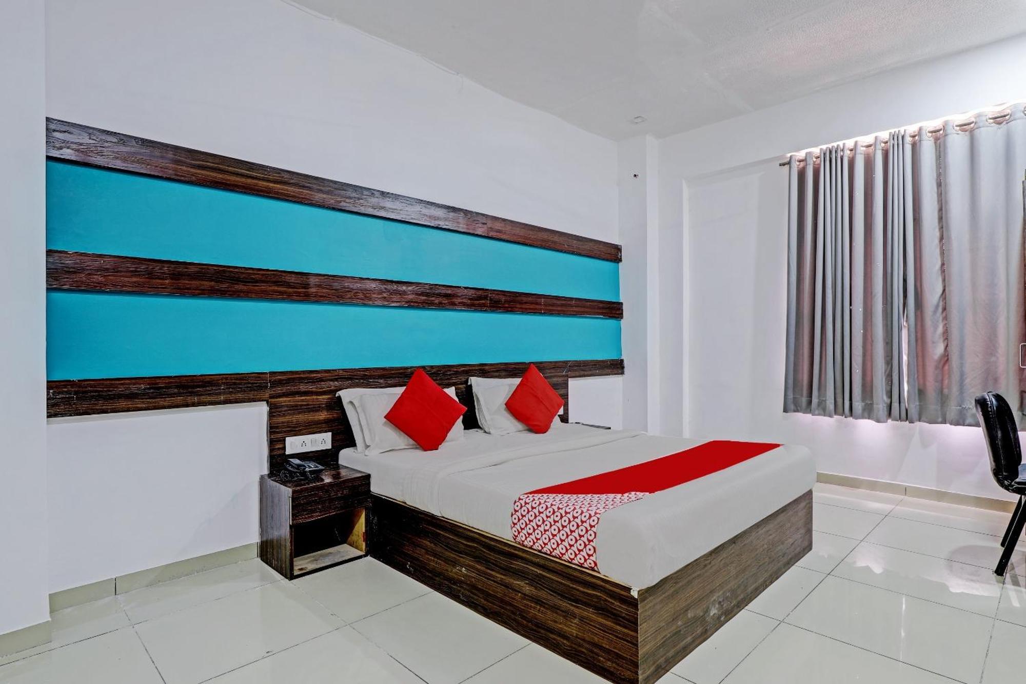 Oyo 11649 Hotel Mahima Gandhinagar Ngoại thất bức ảnh