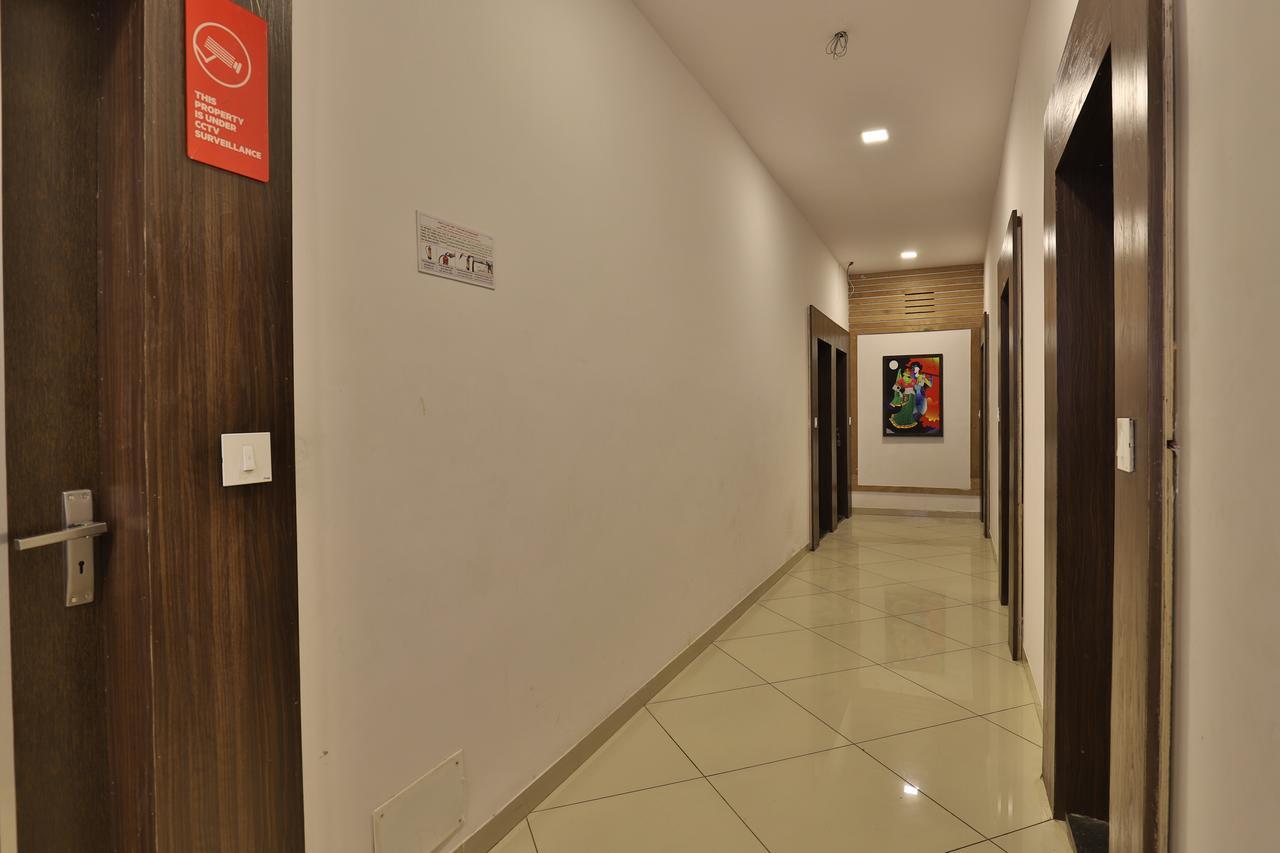 Oyo 11649 Hotel Mahima Gandhinagar Ngoại thất bức ảnh